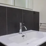 L16-central Station Apartment *
