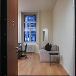 Apartment L16-central Station