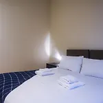 L16-central Station Apartment